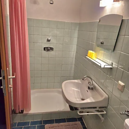 Karner Homestay szállás *