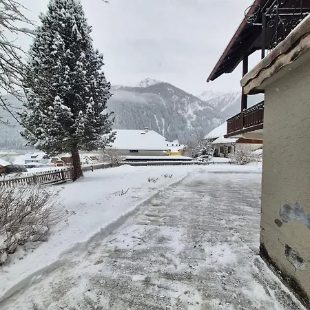 Проживание в семье Karner *